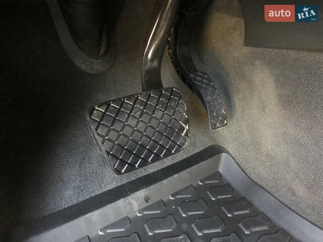 Білий Ауді Ку 7, об'ємом двигуна 2.97 л та пробігом 84 тис. км за 44000 $, фото 24 на Automoto.ua