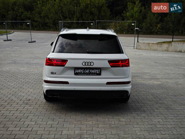 Белый Ауди Ку 7, объемом двигателя 3 л и пробегом 161 тыс. км за 47000 $, фото 7 на Automoto.ua