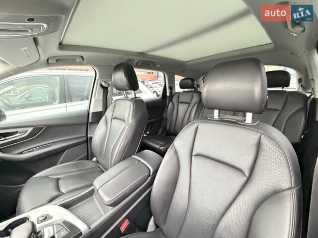 Белый Ауди Ку 7, объемом двигателя 3 л и пробегом 122 тыс. км за 27000 $, фото 11 на Automoto.ua