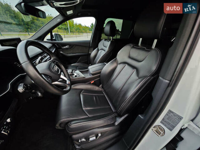 Белый Ауди Ку 7, объемом двигателя 3 л и пробегом 161 тыс. км за 47000 $, фото 32 на Automoto.ua