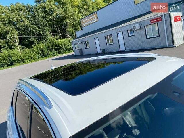 Белый Ауди Ку 7, объемом двигателя 3 л и пробегом 132 тыс. км за 32000 $, фото 44 на Automoto.ua