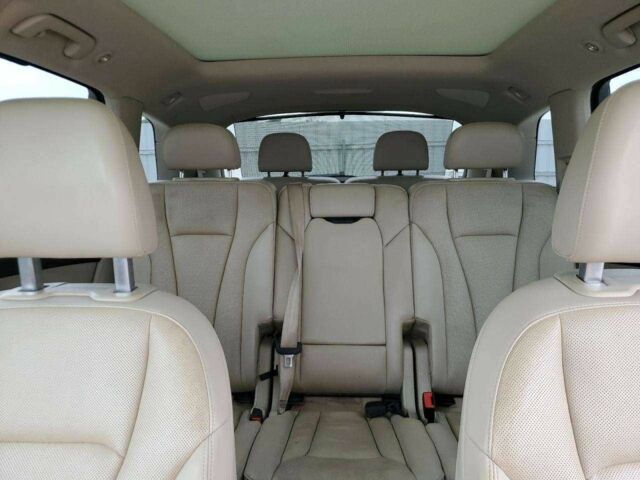 Білий Ауді Ку 7, об'ємом двигуна 3 л та пробігом 205 тис. км за 7200 $, фото 3 на Automoto.ua