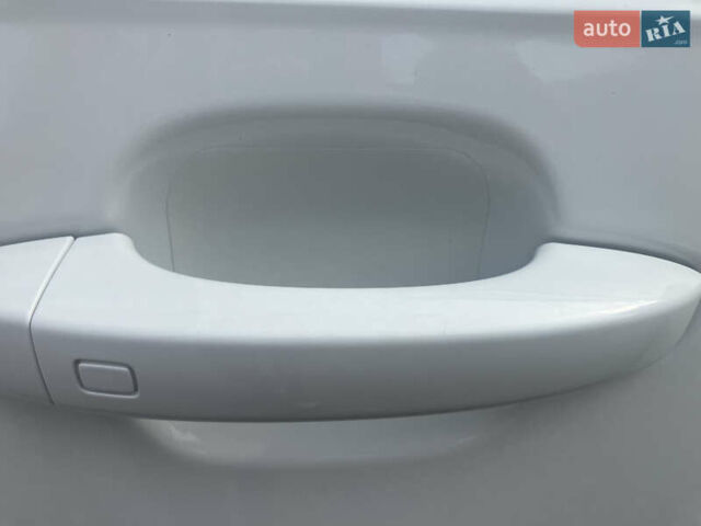 Белый Ауди Ку 7, объемом двигателя 3 л и пробегом 182 тыс. км за 27490 $, фото 46 на Automoto.ua