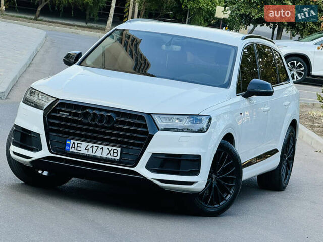 Белый Ауди Ку 7, объемом двигателя 2.97 л и пробегом 195 тыс. км за 32900 $, фото 23 на Automoto.ua