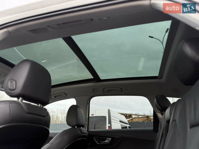 Білий Ауді Ку 7, об'ємом двигуна 3 л та пробігом 194 тис. км за 23700 $, фото 73 на Automoto.ua