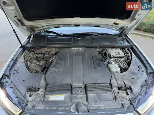 Ауди Ку 7 2016 в Киеве на Automoto.ua Белый Ауди Ку 7, объемом двигателя 3 л и пробегом 231 тыс. км за 29900 $, фото 78 на Automoto.ua