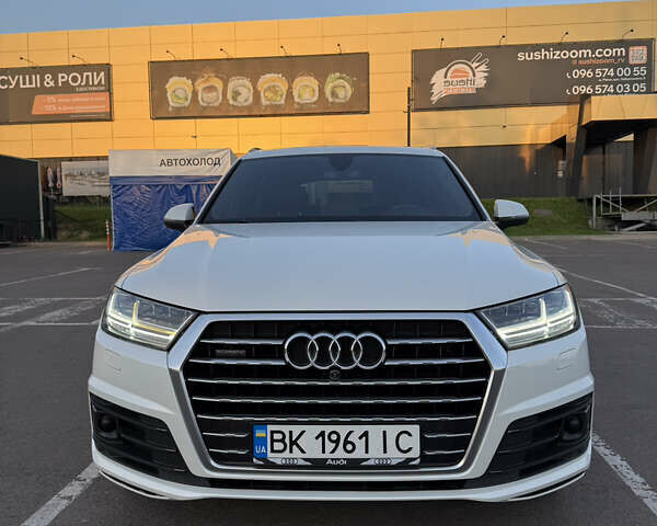 Белый Ауди Ку 7, объемом двигателя 2.97 л и пробегом 192 тыс. км за 45500 $, фото 74 на Automoto.ua