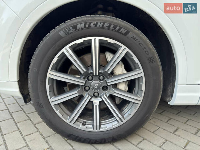 Белый Ауди Ку 7, объемом двигателя 3 л и пробегом 169 тыс. км за 42000 $, фото 39 на Automoto.ua