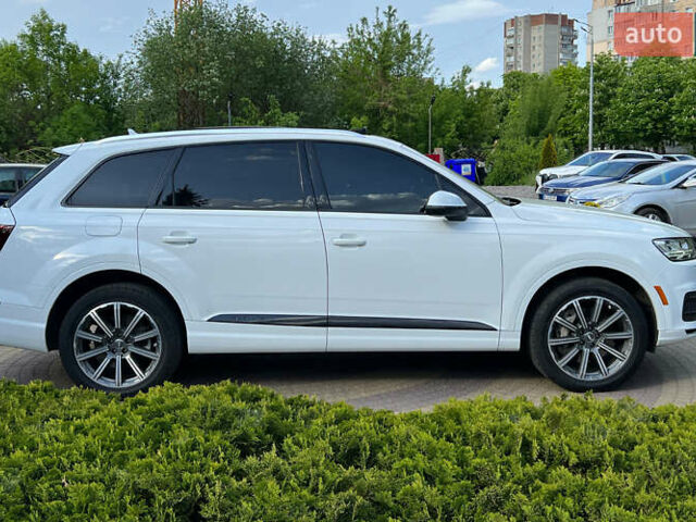 Белый Ауди Ку 7, объемом двигателя 3 л и пробегом 117 тыс. км за 35300 $, фото 7 на Automoto.ua