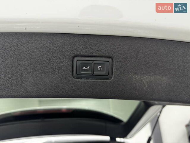 Ауди Ку 7 2016 в Одессе на Automoto.ua Белый Ауди Ку 7, объемом двигателя 2.97 л и пробегом 269 тыс. км за 34999 $, фото 19 на Automoto.ua