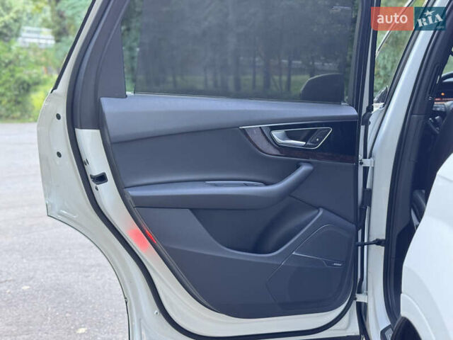 Ауди Ку 7 2016 в Киеве на Automoto.ua Белый Ауди Ку 7, объемом двигателя 3 л и пробегом 231 тыс. км за 29900 $, фото 61 на Automoto.ua