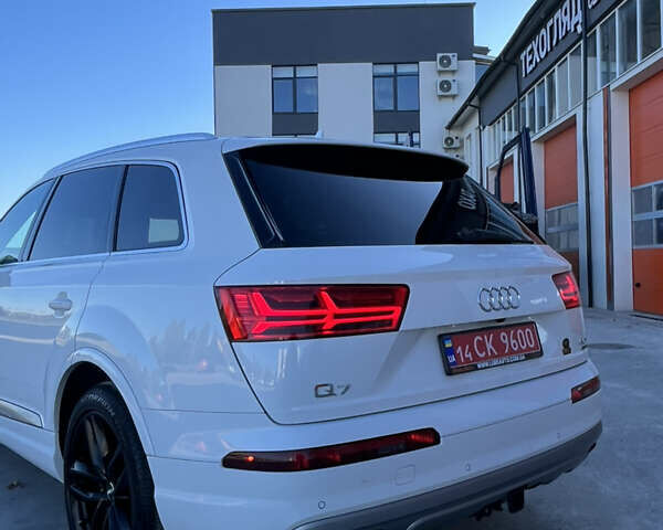 Белый Ауди Ку 7, объемом двигателя 3 л и пробегом 247 тыс. км за 20900 $, фото 9 на Automoto.ua