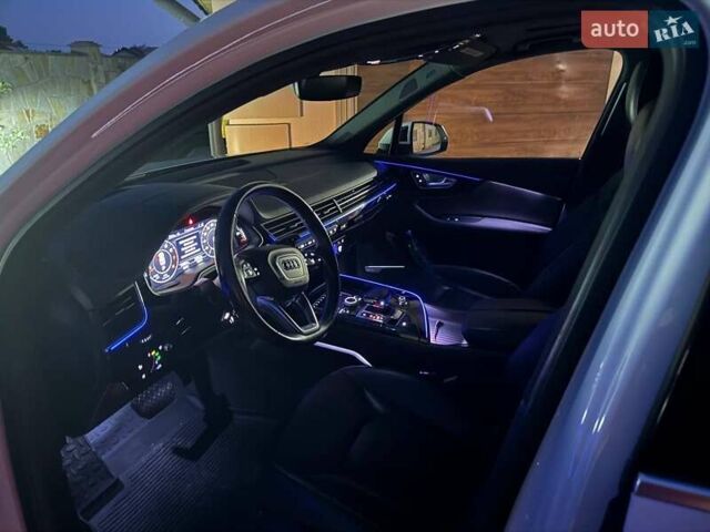 Белый Ауди Ку 7, объемом двигателя 3 л и пробегом 190 тыс. км за 30000 $, фото 6 на Automoto.ua