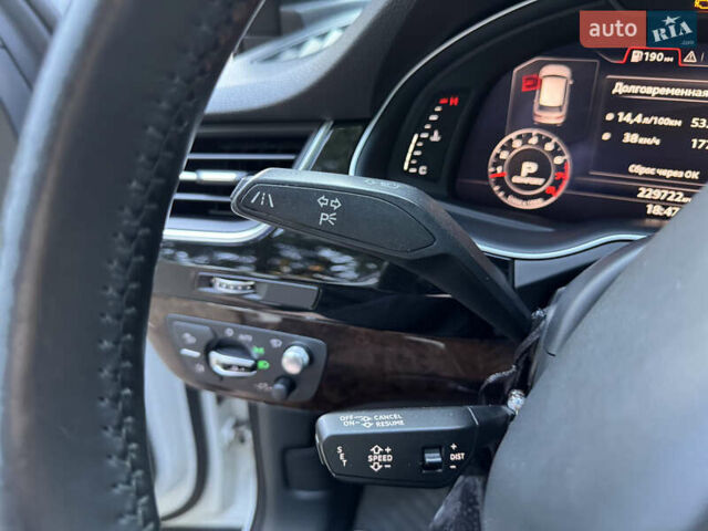 Ауди Ку 7 2016 в Киеве на Automoto.ua Белый Ауди Ку 7, объемом двигателя 3 л и пробегом 231 тыс. км за 29900 $, фото 58 на Automoto.ua