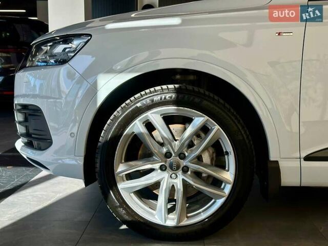 Белый Ауди Ку 7, объемом двигателя 2.97 л и пробегом 216 тыс. км за 39900 $, фото 2 на Automoto.ua