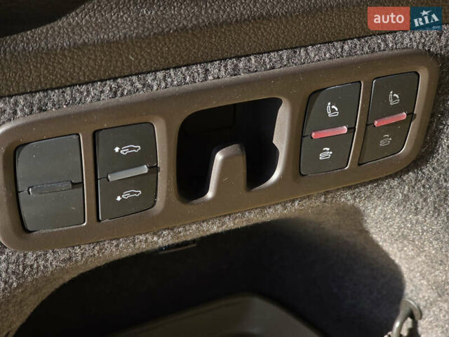 Белый Ауди Ку 7, объемом двигателя 3 л и пробегом 157 тыс. км за 27900 $, фото 32 на Automoto.ua