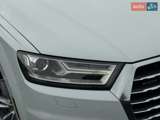Білий Ауді Ку 7, об'ємом двигуна 3 л та пробігом 194 тис. км за 23700 $, фото 9 на Automoto.ua