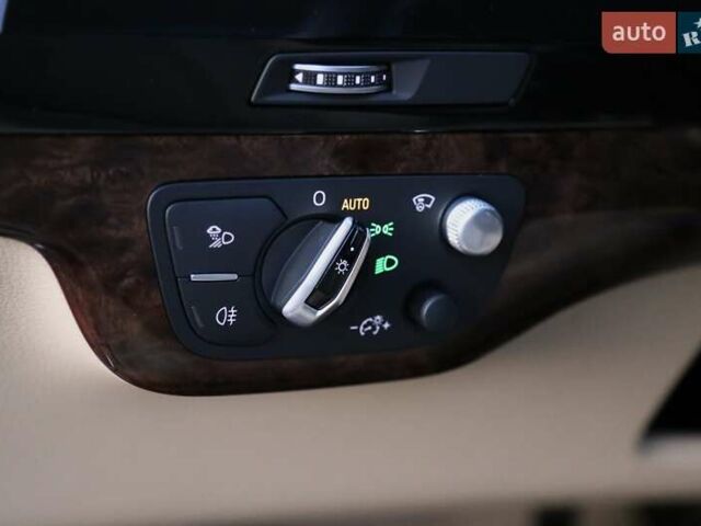 Белый Ауди Ку 7, объемом двигателя 3 л и пробегом 85 тыс. км за 30900 $, фото 31 на Automoto.ua