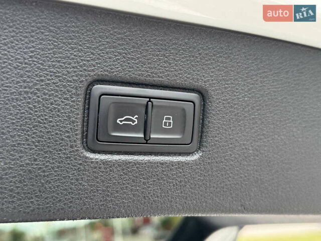 Ауди Ку 7 2016 в Сумах на Automoto.ua Белый Ауди Ку 7, объемом двигателя 3 л и пробегом 185 тыс. км за 27000 $, фото 12 на Automoto.ua