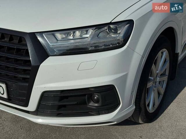 Ауді Ку 7 2016 у Каменце-Подольском на Automoto.ua Білий Ауді Ку 7, об'ємом двигуна 2.97 л та пробігом 282 тис. км за 38000 $, фото 14 на Automoto.ua