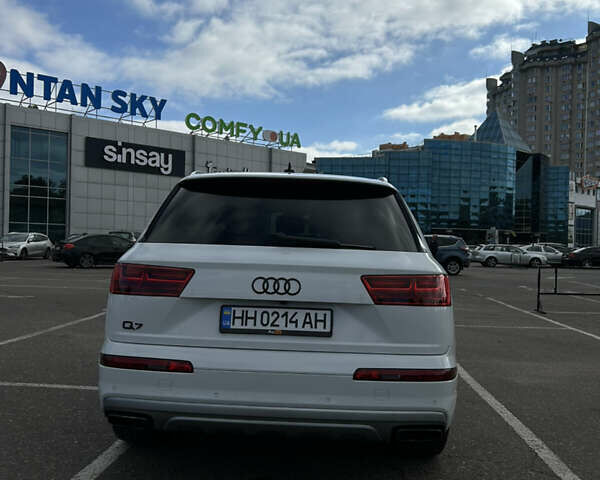 Белый Ауди Ку 7, объемом двигателя 3 л и пробегом 92 тыс. км за 32000 $, фото 9 на Automoto.ua