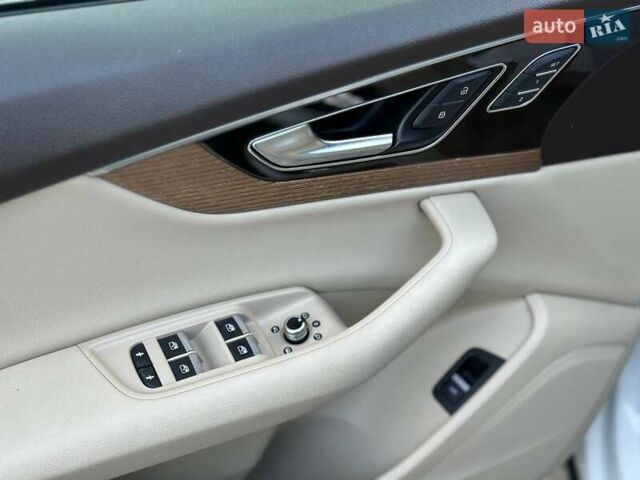 Белый Ауди Ку 7, объемом двигателя 1.98 л и пробегом 155 тыс. км за 23900 $, фото 8 на Automoto.ua