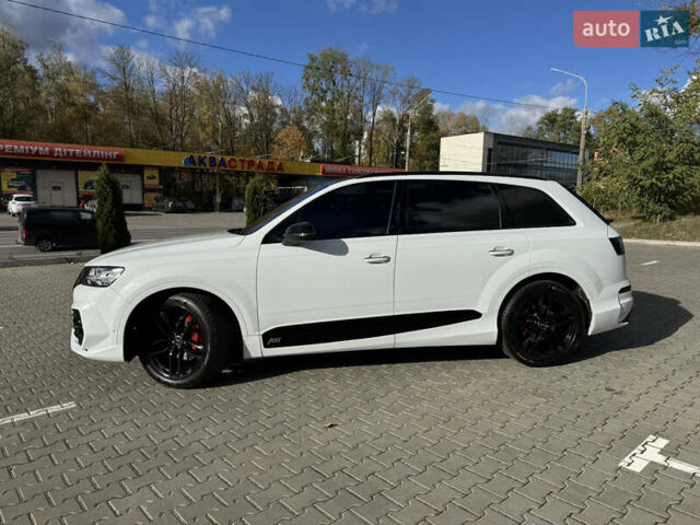 Белый Ауди Ку 7, объемом двигателя 2.97 л и пробегом 208 тыс. км за 48000 $, фото 2 на Automoto.ua