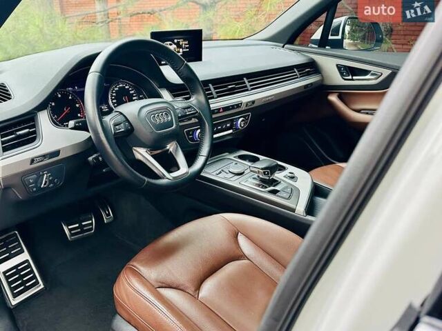 Белый Ауди Ку 7, объемом двигателя 2.97 л и пробегом 160 тыс. км за 34200 $, фото 25 на Automoto.ua