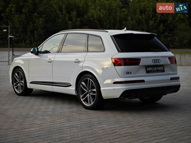 Белый Ауди Ку 7, объемом двигателя 3 л и пробегом 161 тыс. км за 47000 $, фото 8 на Automoto.ua