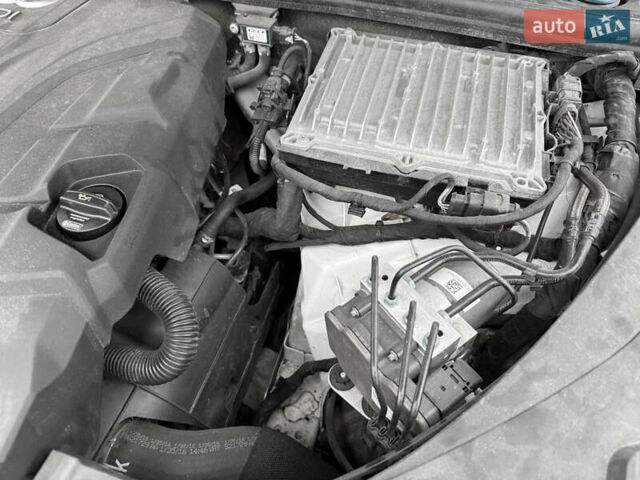 Белый Ауди Ку 7, объемом двигателя 2.97 л и пробегом 152 тыс. км за 39000 $, фото 18 на Automoto.ua