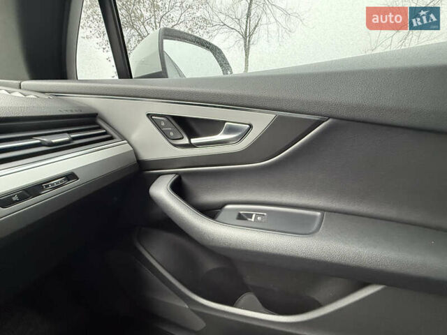 Белый Ауди Ку 7, объемом двигателя 2.97 л и пробегом 152 тыс. км за 39000 $, фото 10 на Automoto.ua