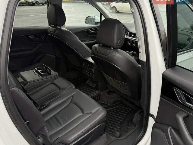 Білий Ауді Ку 7, об'ємом двигуна 3 л та пробігом 194 тис. км за 23700 $, фото 66 на Automoto.ua