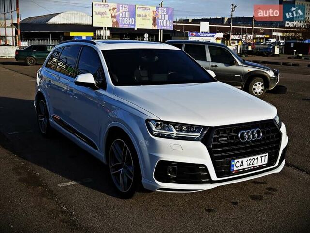 Белый Ауди Ку 7, объемом двигателя 2.97 л и пробегом 202 тыс. км за 43000 $, фото 2 на Automoto.ua