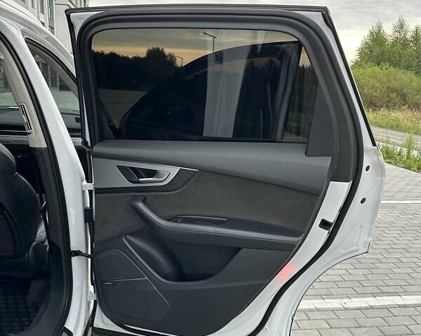 Білий Ауді Ку 7, об'ємом двигуна 2.97 л та пробігом 188 тис. км за 39500 $, фото 81 на Automoto.ua