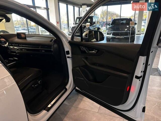 Белый Ауди Ку 7, объемом двигателя 2.97 л и пробегом 216 тыс. км за 39900 $, фото 32 на Automoto.ua