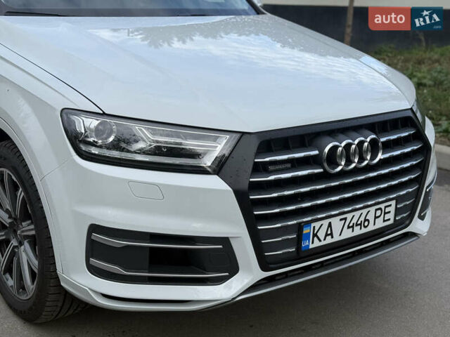 Білий Ауді Ку 7, об'ємом двигуна 3 л та пробігом 175 тис. км за 22800 $, фото 6 на Automoto.ua