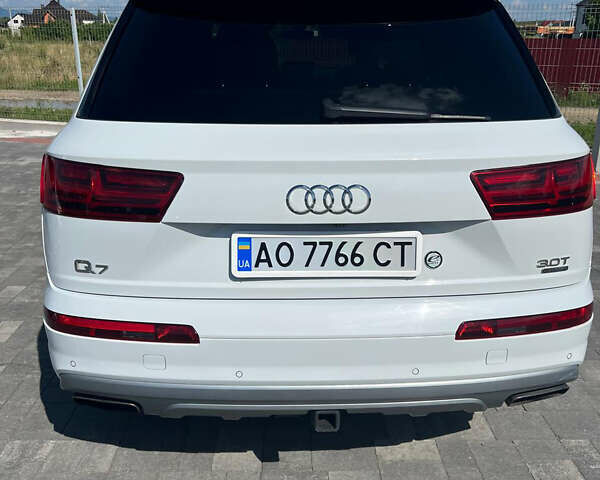 Білий Ауді Ку 7, об'ємом двигуна 3 л та пробігом 190 тис. км за 29990 $, фото 3 на Automoto.ua