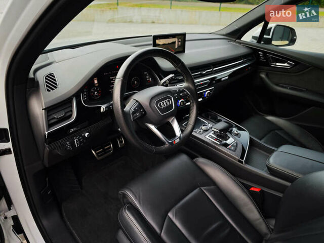 Белый Ауди Ку 7, объемом двигателя 3 л и пробегом 161 тыс. км за 47000 $, фото 23 на Automoto.ua
