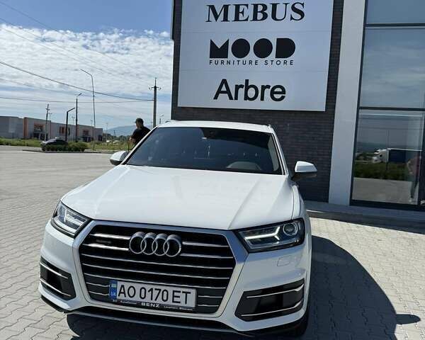 Ауді Ку 7 2016 у Хусте на Automoto.ua Білий Ауді Ку 7, об'ємом двигуна 2.97 л та пробігом 103 тис. км за 39990 $, фото 1 на Automoto.ua