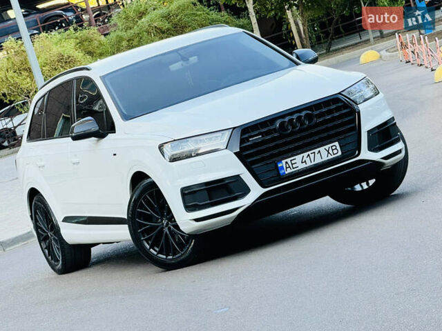 Белый Ауди Ку 7, объемом двигателя 2.97 л и пробегом 195 тыс. км за 32900 $, фото 70 на Automoto.ua