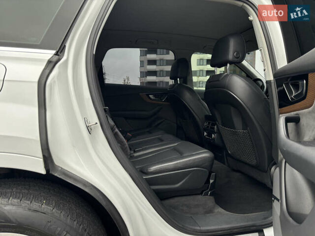 Белый Ауди Ку 7, объемом двигателя 2.97 л и пробегом 141 тыс. км за 43000 $, фото 18 на Automoto.ua