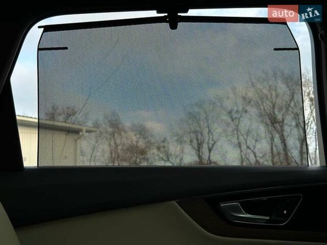 Белый Ауди Ку 7, объемом двигателя 1.98 л и пробегом 155 тыс. км за 23900 $, фото 21 на Automoto.ua