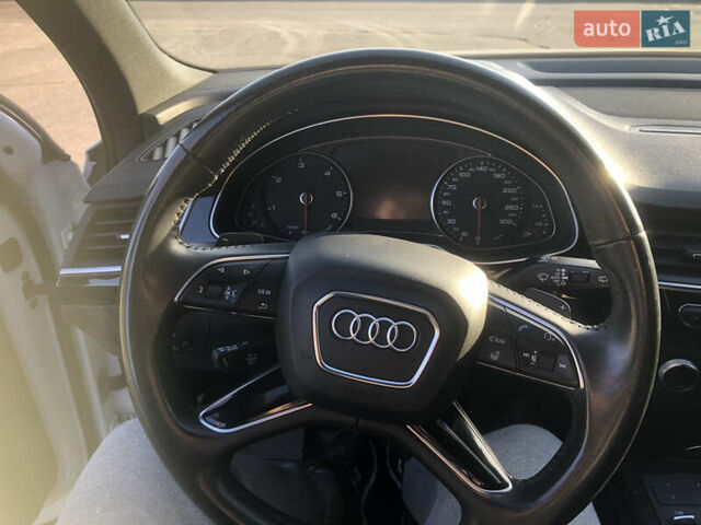 Білий Ауді Ку 7, об'ємом двигуна 2.97 л та пробігом 84 тис. км за 44000 $, фото 19 на Automoto.ua