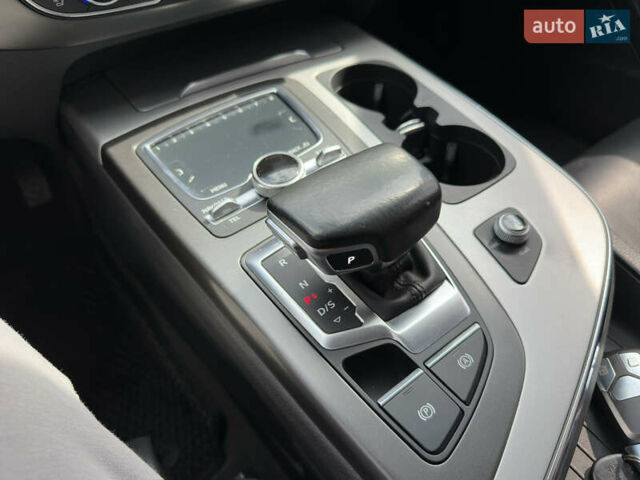 Белый Ауди Ку 7, объемом двигателя 2.97 л и пробегом 284 тыс. км за 37000 $, фото 22 на Automoto.ua