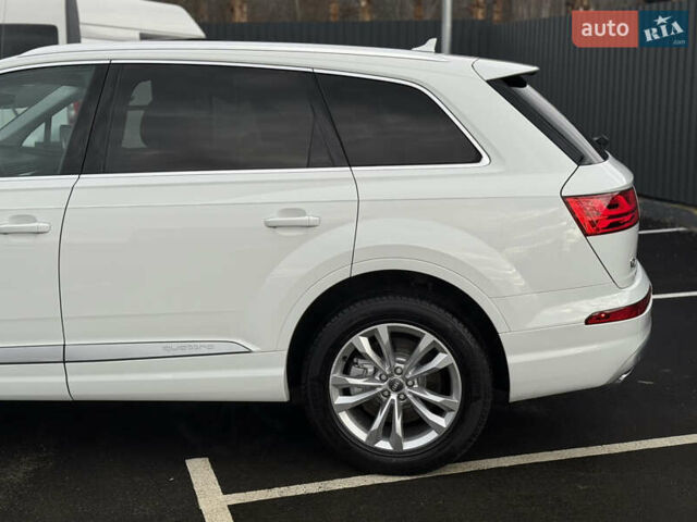 Білий Ауді Ку 7, об'ємом двигуна 3 л та пробігом 194 тис. км за 23700 $, фото 6 на Automoto.ua