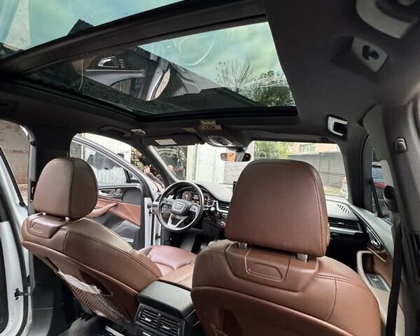 Белый Ауди Ку 7, объемом двигателя 3 л и пробегом 234 тыс. км за 19200 $, фото 15 на Automoto.ua