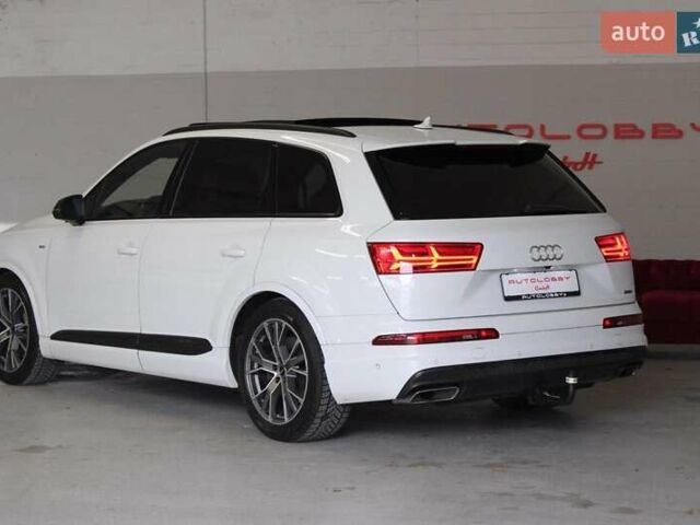 Ауди Ку 7 2016 в Луцке на Automoto.ua Белый Ауди Ку 7, объемом двигателя 2.97 л и пробегом 177 тыс. км за 47999 $, фото 1 на Automoto.ua
