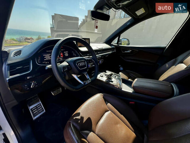 Белый Ауди Ку 7, объемом двигателя 2.97 л и пробегом 115 тыс. км за 40500 $, фото 9 на Automoto.ua