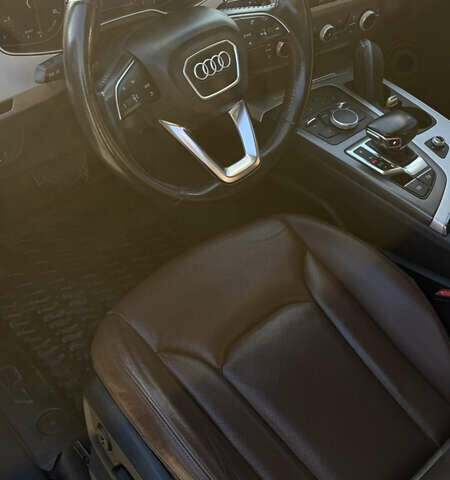 Білий Ауді Ку 7, об'ємом двигуна 2.97 л та пробігом 230 тис. км за 34800 $, фото 19 на Automoto.ua