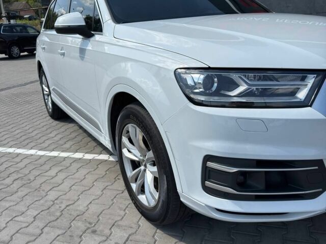 Белый Ауди Ку 7, объемом двигателя 3 л и пробегом 240 тыс. км за 21500 $, фото 6 на Automoto.ua